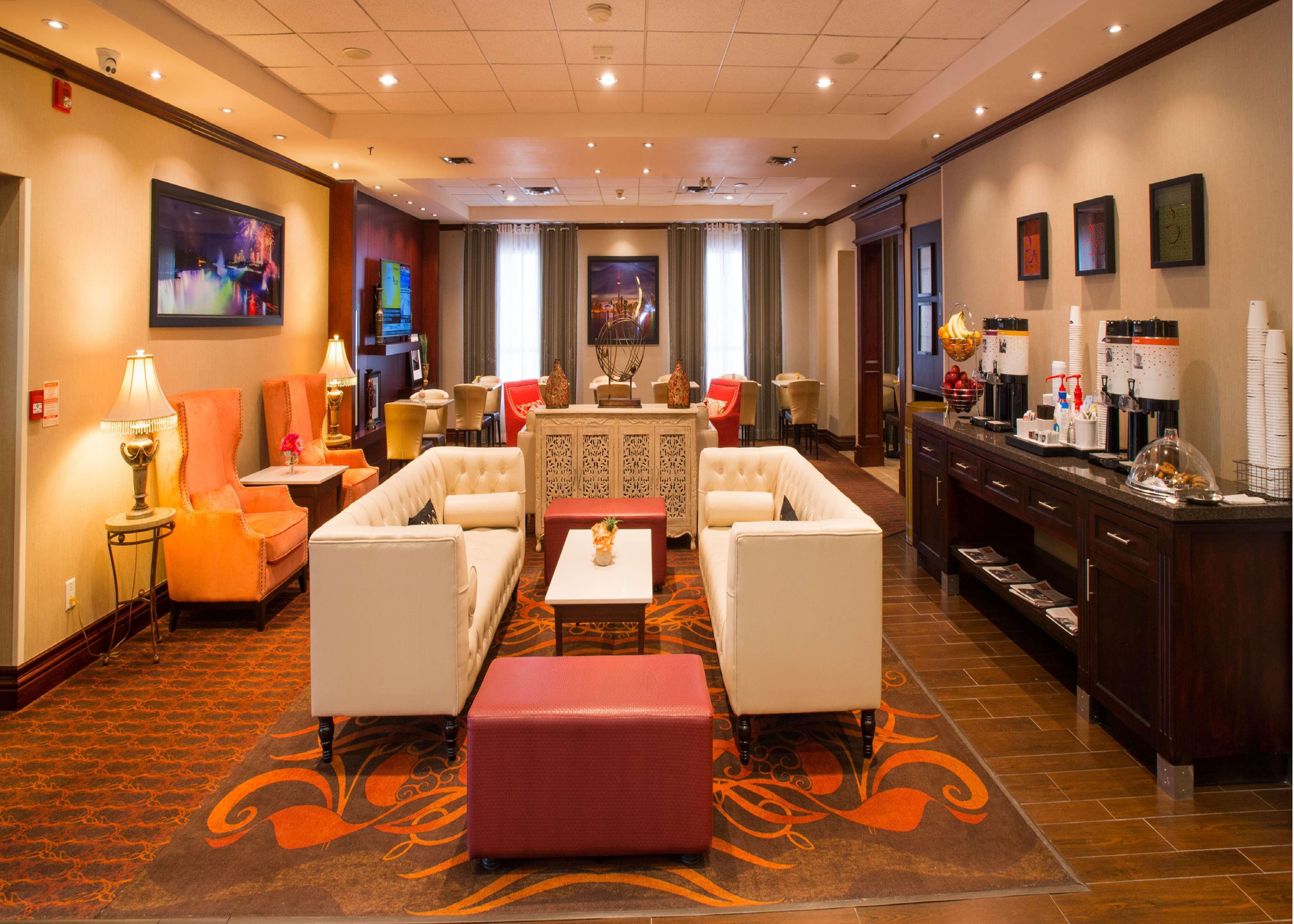 Hampton Inn Toronto-Mississauga West 외부 사진