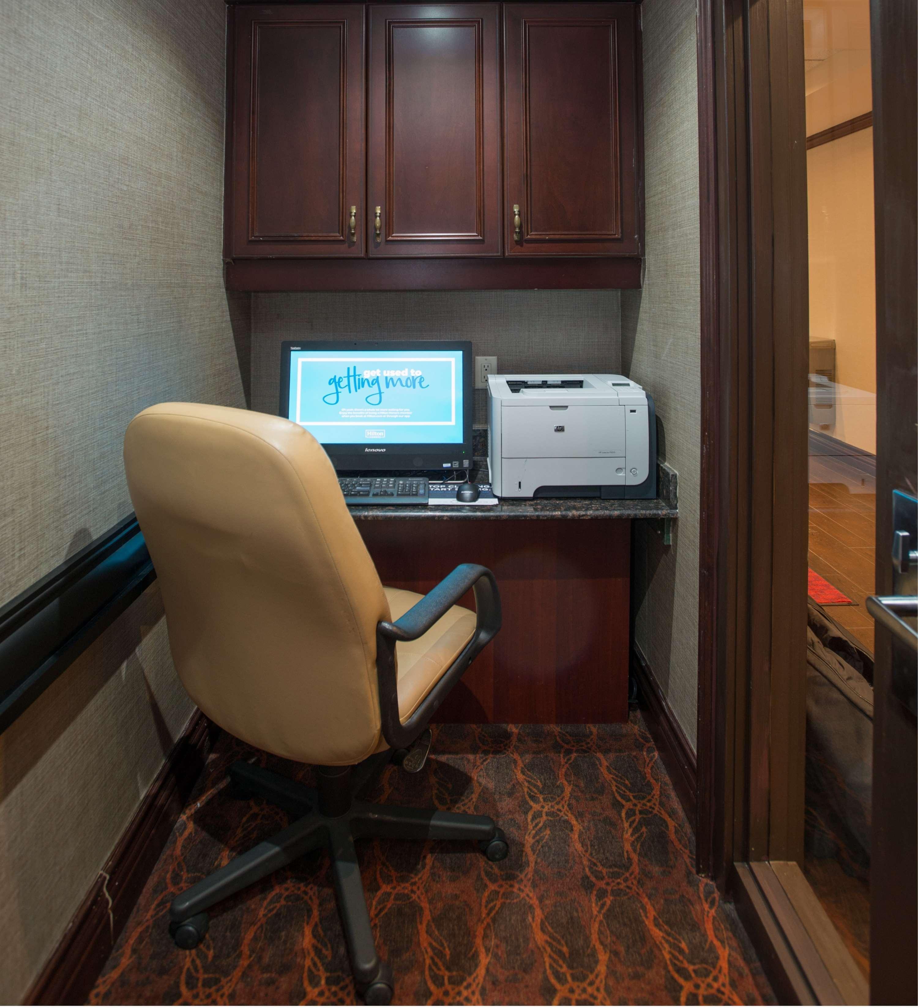 Hampton Inn Toronto-Mississauga West 외부 사진