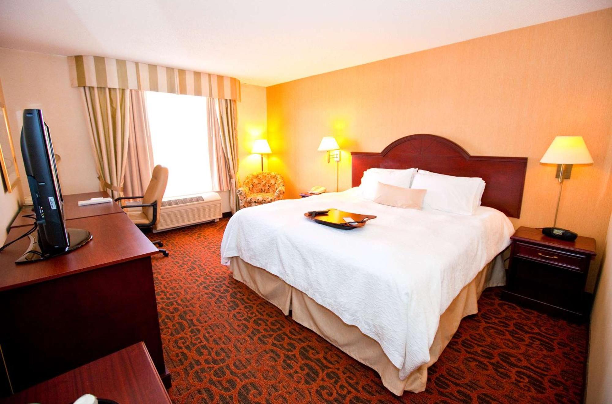 Hampton Inn Toronto-Mississauga West 외부 사진