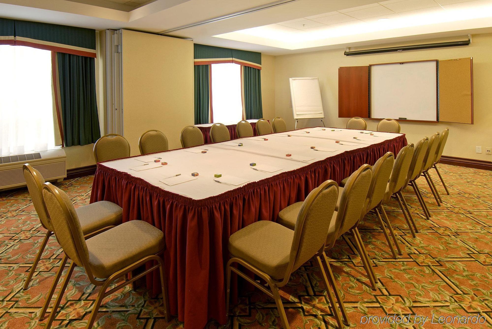 Hampton Inn Toronto-Mississauga West 사업 사진