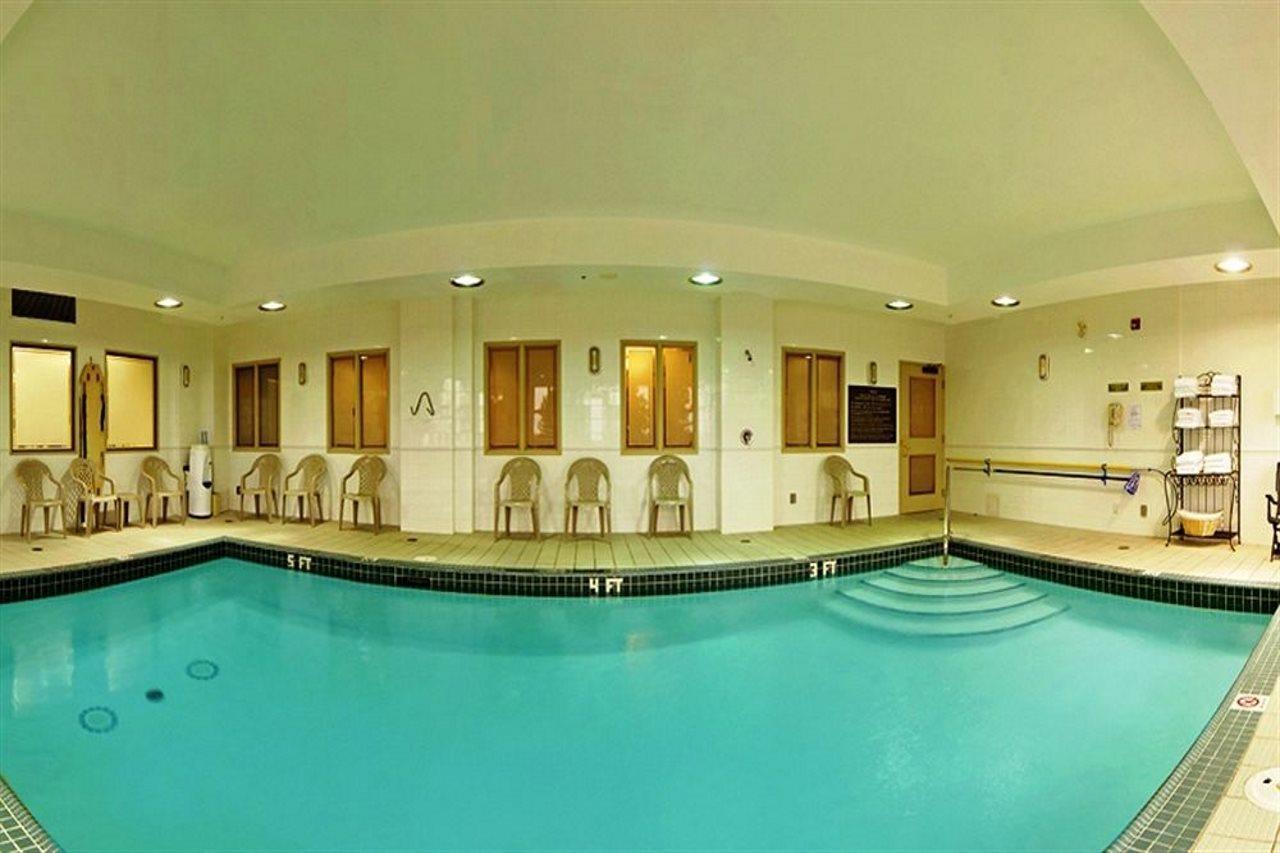 Hampton Inn Toronto-Mississauga West 외부 사진
